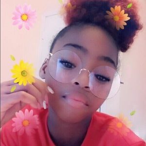 Meet your Posher, Precious